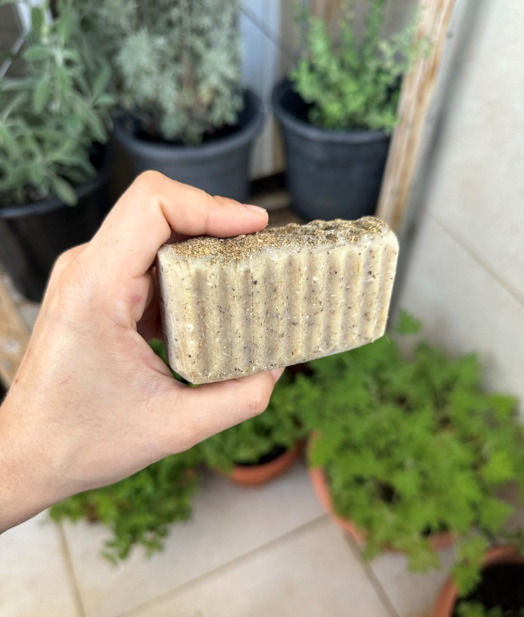 סבון טבעי בעבודת יד - סבון קמומיל