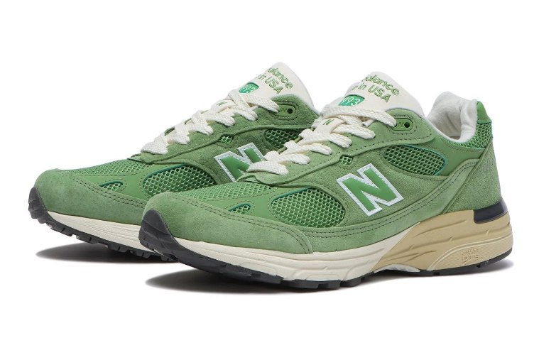 סניקרס ניו בלאנס New Balance NB 993 ירוק