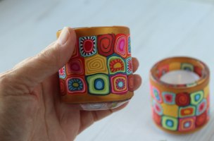 פמוטים דו צדדיים בדוגמת עיגולים צבעוניים