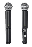 מערכת סאונד אלחוטית Shure BLX24E/B58-G18 – שני מיקרופונים שחורים אחד שלם והשני חושף את תא הסוללות שלו