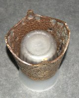 נר זיכרון עם חריטה של הבבא סאלי, עשוי ברונזה עם כוס זכוכית, ישראל, וינטאג' שנות ה- 80