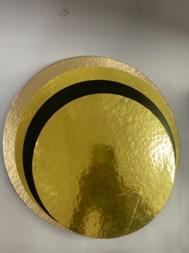 תחתית עגולה קוטר 24 שחור זהב דק