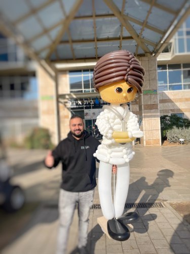 ד"ר בלוני – דמות מרשימה לאירועים רפואיים