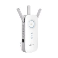 מגדיל טווח TP-Link RE450 1750Mbps – Wi-Fi מגדיל טווח לבן-אפור עם שלוש אנטנות פתוחות וחיבור רשת על רקע לבן