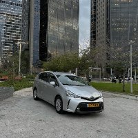 Toyota prius plus 2018