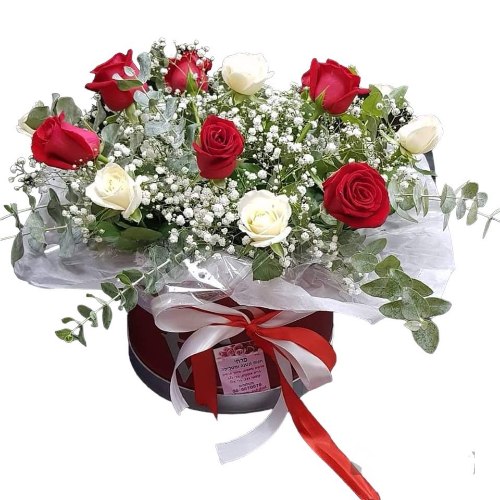 ורדים בקופסא love מקט 0111 (תמונה שייכת לגודל גדול)