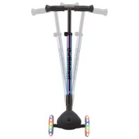 קורקינט מתקפל עם גלגלים מאירים צבע נאוכרום Globber Primo Foldable Lights Neochrome – מציג קורקינט עם מוט היגוי מתכוונן בצבע