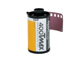 Kodak T-MAX 400 35mm תכולה: סרט אחד