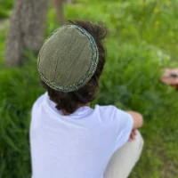 כיפה כפרית ארוג ירוק גוונים