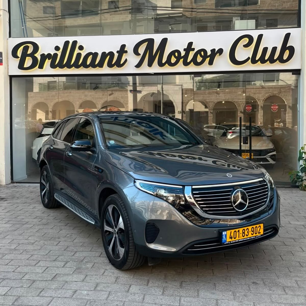 Mercedes-benz EQC 2021