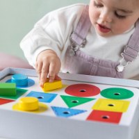 מוזאיקת פטריות עץ מתוקה לקטנטנים - צבע וצורה