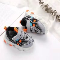 נעלי ספורט צעד ראשון לתינוקות