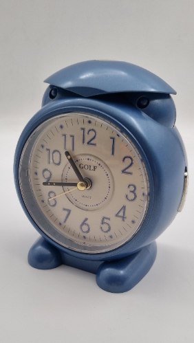 שעון מעורר מעוצב כחול