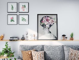 תמונת קנבס הדפס של אישה עם פרחים על ראשה | בודדת או לשילוב בקיר גלריה | תמונות לבית ולמשרד