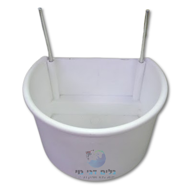 מתקן האכלה נתלה למזון צורת חצי ירח
