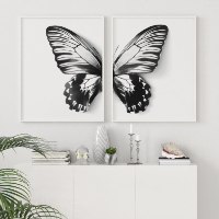 "Monochrome Butterfly" סט זוג תמונה מחולקת של כנפי פרפר מונוכרום שחור לבן|קנבס מוסגר מוכן לתליה