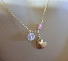 שרשרת לב זהב ואבן אהבה רוז קוורץ ורודה