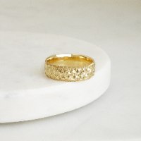 טבעת נישואין רחבה בזהב 14 קרט- דגם M204