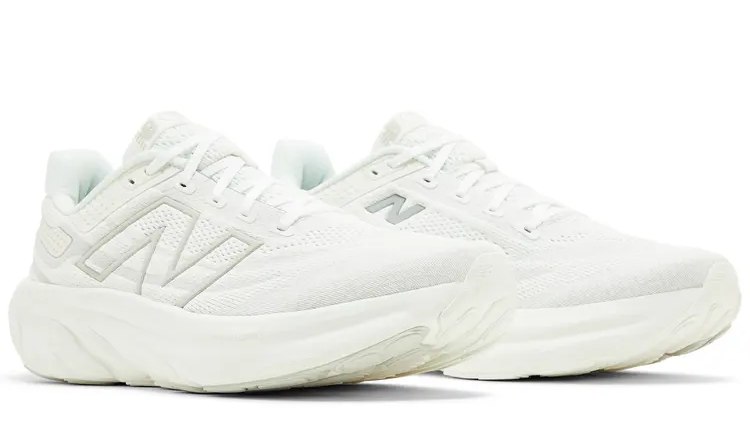 נעלי New Balance Fresh Foam V2 לבן