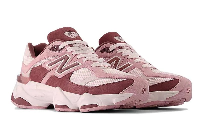 סניקרס ניו באלאנס לנשים New Balance 9060 ורוד לבן