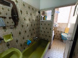 דירה להשכרה 4.5 חדרים ברמת גן דופלקס + גג