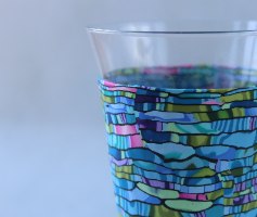גביע קידוש בגווני טורקיז, ירוק, סגול וורוד