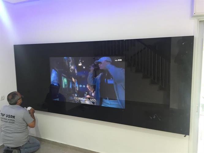 חיפוי קיר לטלויזיה 300*110