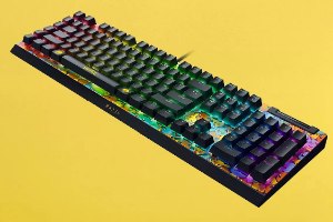 מקלדת גיימינג מכנית חוטית Razer BlackWidow V4 X Pokémon Kanto Starters Edition – תמונה 4