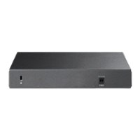 מתג חכם Tp-Link SG108-M2 8 Port 2.5Gbps – המתג האפור כהה מוצג מאחור עם שקע חשמל וחיבור נעילת אבטחה