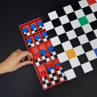 משחק שחמט מעוצב עם מגירות אחסון Chess - מארז לא מושלם