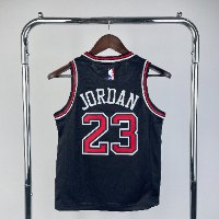 גופיית ילדים NBA שיקגו בולס שחור - מייקל ג'ורדן