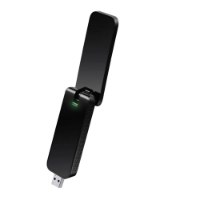 מתאם רשת אלחוטי TP-Link Archer T4U AC1300 Dual Band 1300Mbps – מתאם רשת שחור עם חיבור USB ותאורת חיווי ירוקה