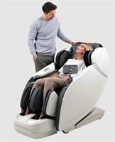 כורסת עיסוי Skyliner II של Casada – מושב ארגונומי מרופד לנוחות מקסימלית