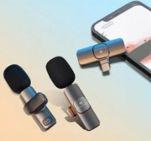 מיקרופון דש אלחוטי כפול Miracase MWML550 – שני מיקרופונים אלחוטיים אפורים ומקלט מחובר לטלפון נייד טעינה מהירה
