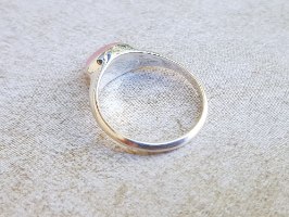 טבעת כסף 925 עם אבן חן קלצדונייט ורודה