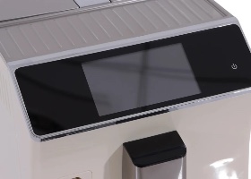 מכונת קפה אוטומטית Mira BTB‑203 מבית מירה עם צג דיגיטלי לבחירת סוג משקה