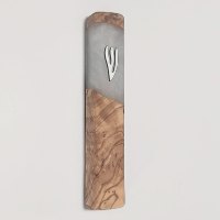 בית מזוזה פרימיום – עץ זית מובחר ואפוקסי לבן