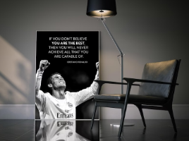 "The Best" תמונת קנבס של אגדת הכדורגל כריסטיאנו רונאלדו וציטוט משפט השראה שלו
