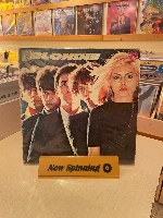 מעמד תקליט ויניל  NOW SPINNING  לתצוגה