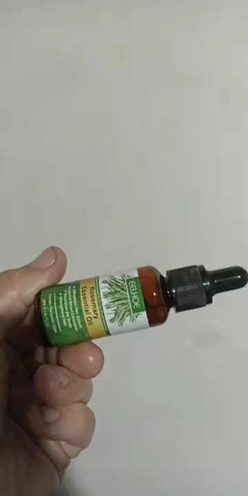 חוות דעת - שמן רוזמרין לעידוד צמיחת השיער ומניעת נשירה - 2 בקבוקים