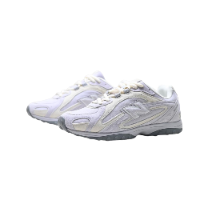 New Balance 204L Cream