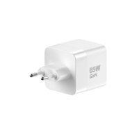 מטען קיר עם כבל נשלף צבע לבן Miracase MWC65RC – מטען קיר לבן בודד מראה את התקע האירופאי ואת הכיתוב 65W GaN Type-C