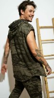 גופיית פסטיבלים קפוצ'ון Olive Tribal – פרנץ' טרי