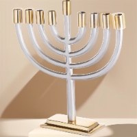 חנוכייה לנרות אלומיניום מהודרת עם קנים זהב