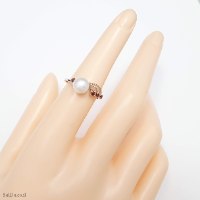 טבעת מכסף משובצת פנינה לבנה ואבני גרנט RG6389 | תכשיטי כסף 925 | טבעות עם פנינה