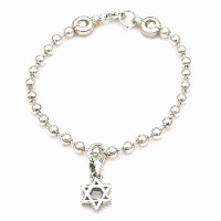 צמיד כדורי כסף 925 עם תליון מגן דוד קלאסי – סמל של עוצמה והגנה
