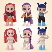 בובת קיי פופ מנגנת עם עיניים 5D גדולות – K-POP5D