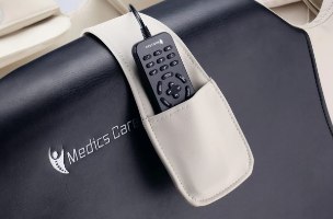 כורסת עיסוי מתקדמת בעלת 14 ראשי עיסוי Medics Care 