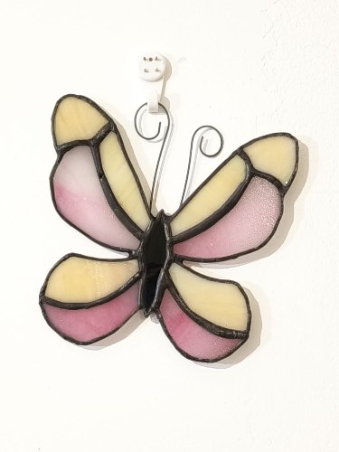 פרפר זכוכית לתלייה 🦋