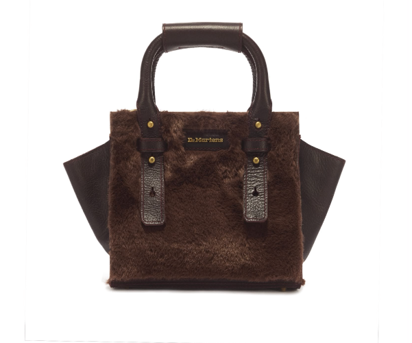 DR MARTENS  דגם : TOTE BAG צבע : DARK BROWN